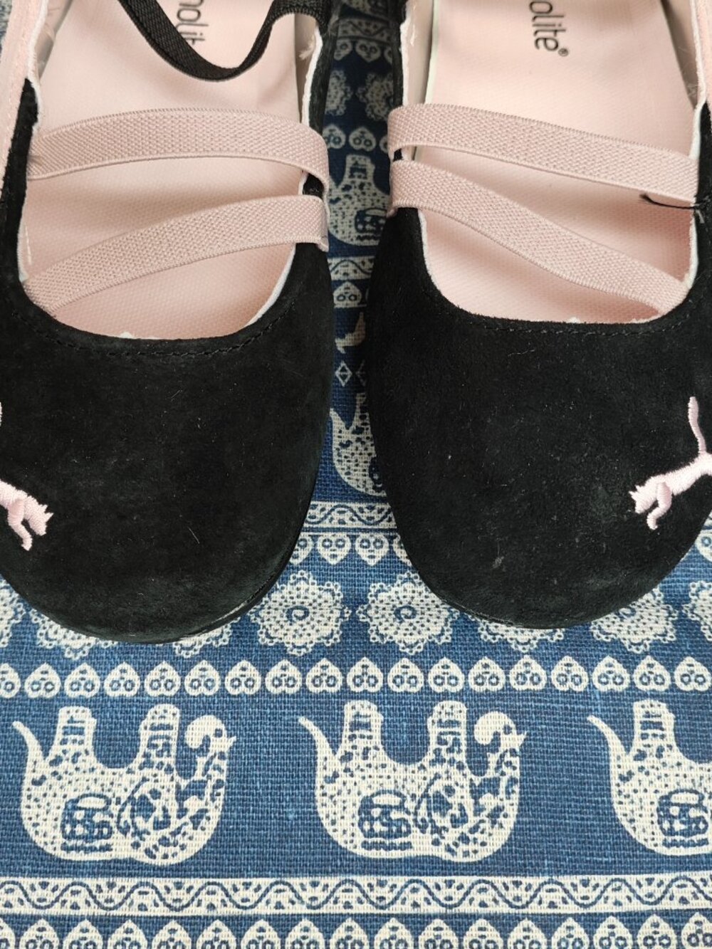 Puma Speedcat Series Black And Pink Ballet Flats - Picture 4 of 11